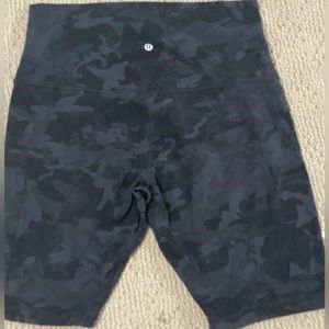 Lululemon Align Short 6"
Heritage 365 Camo Deep Coal Multi